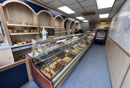sandwich-bar-and-confectionery-in-bradford-587251